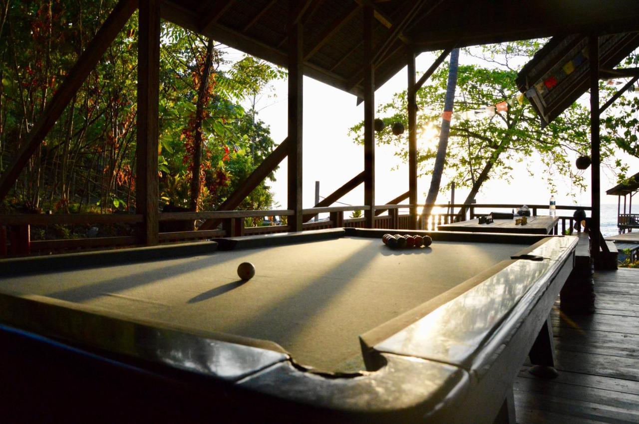Pristine Paradise Dive Resort - Togean Islands, Una Una Pulau Unauna エクステリア 写真