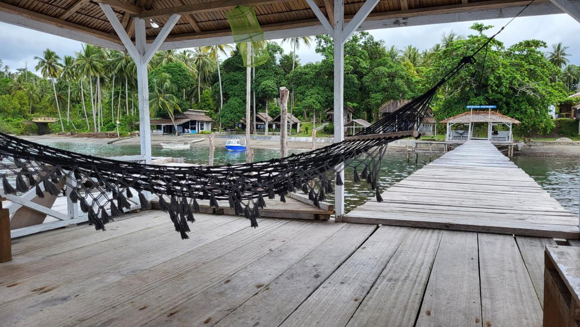 Pristine Paradise Dive Resort - Togean Islands, Una Una Pulau Unauna エクステリア 写真